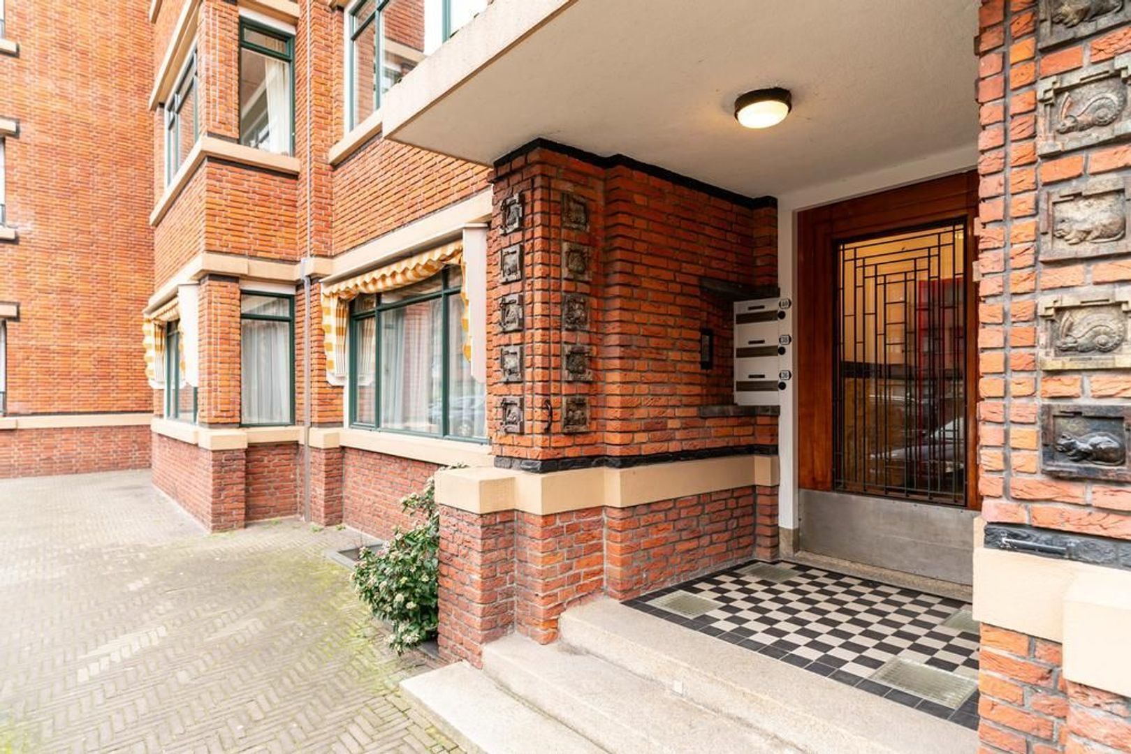 Louis Couperusplein 36