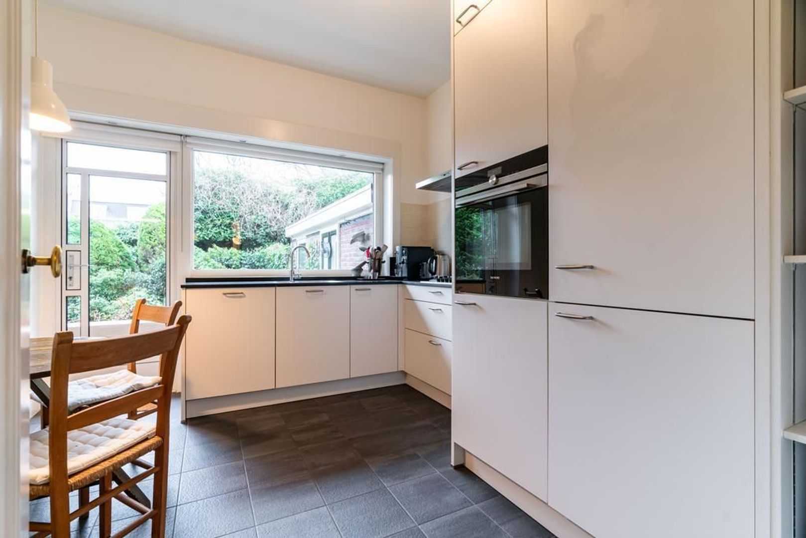 Louis Couperusplein 36