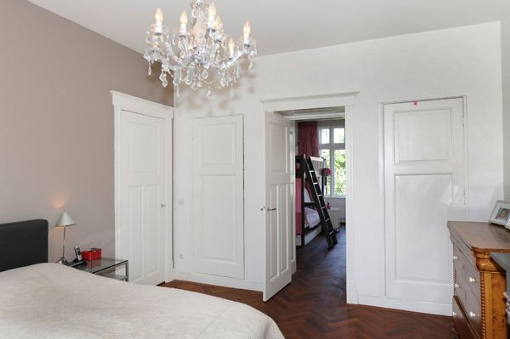 Van Beverningkstraat 146 .