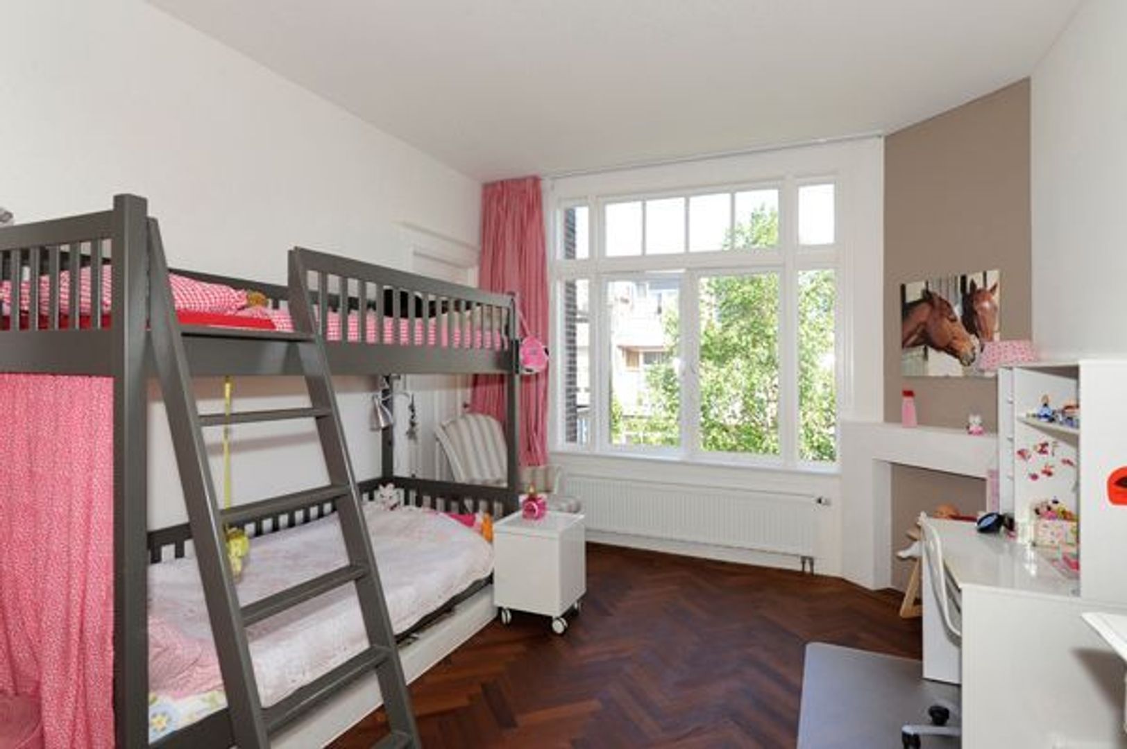 Van Beverningkstraat 146 .