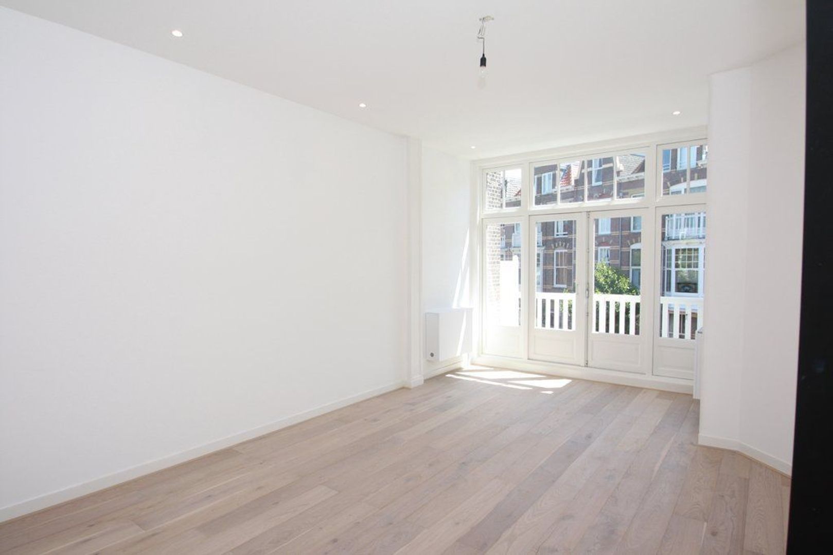 Frederik Hendriklaan 36 .