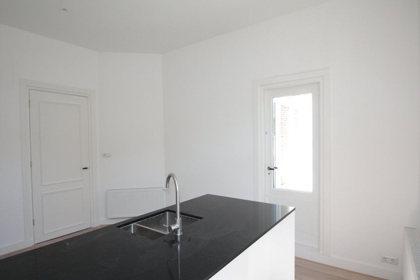 Frederik Hendriklaan 36 .