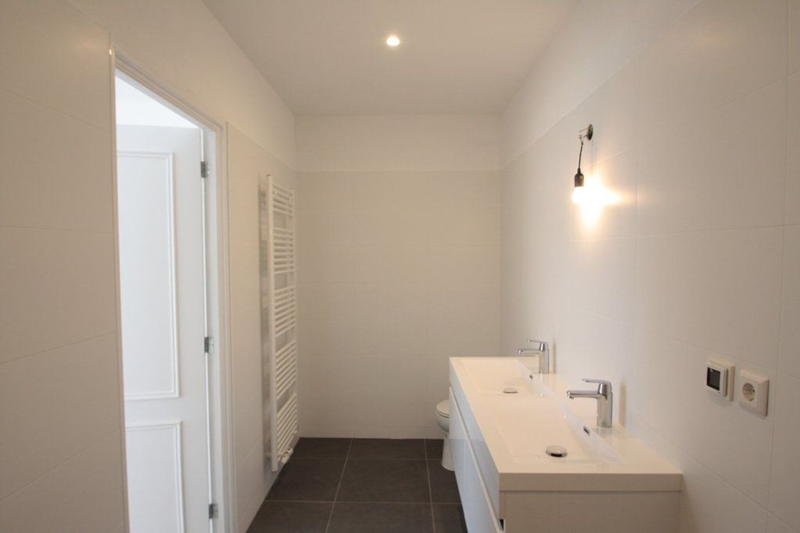 Frederik Hendriklaan 36 .