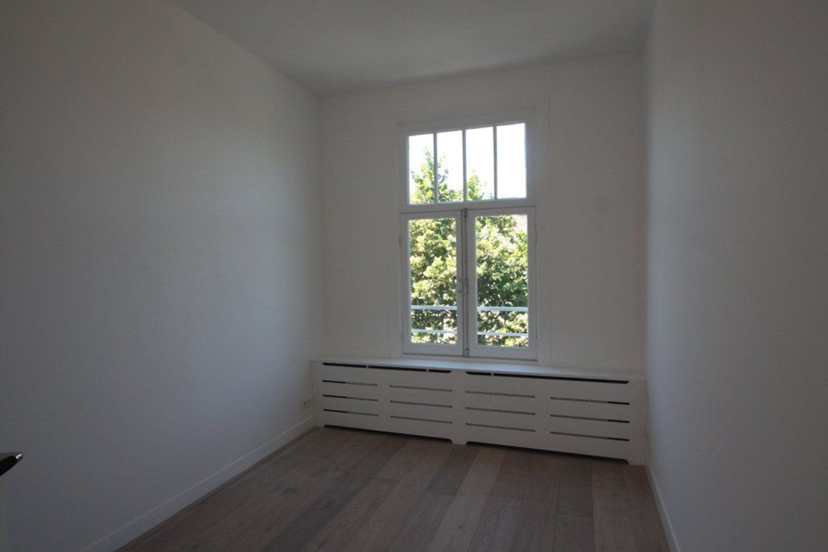 Frederik Hendriklaan 36 .