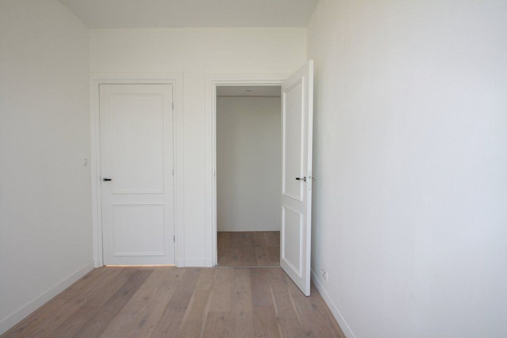 Frederik Hendriklaan 36 .