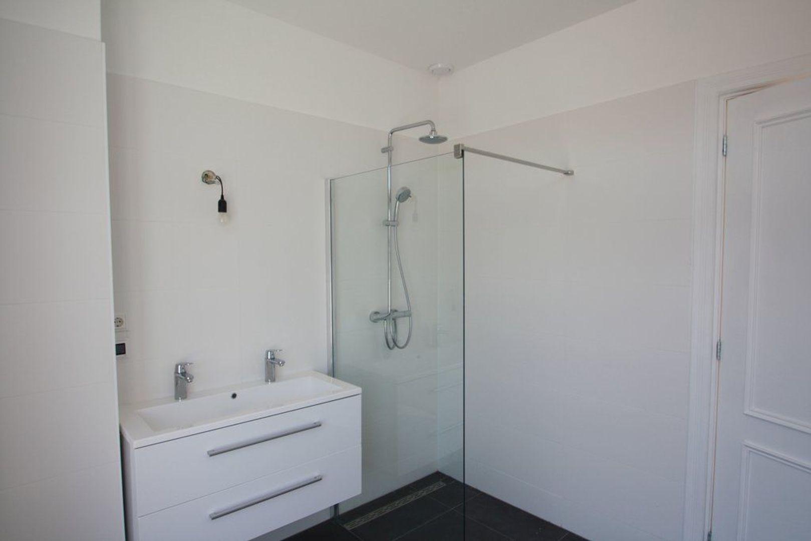 Frederik Hendriklaan 36 .