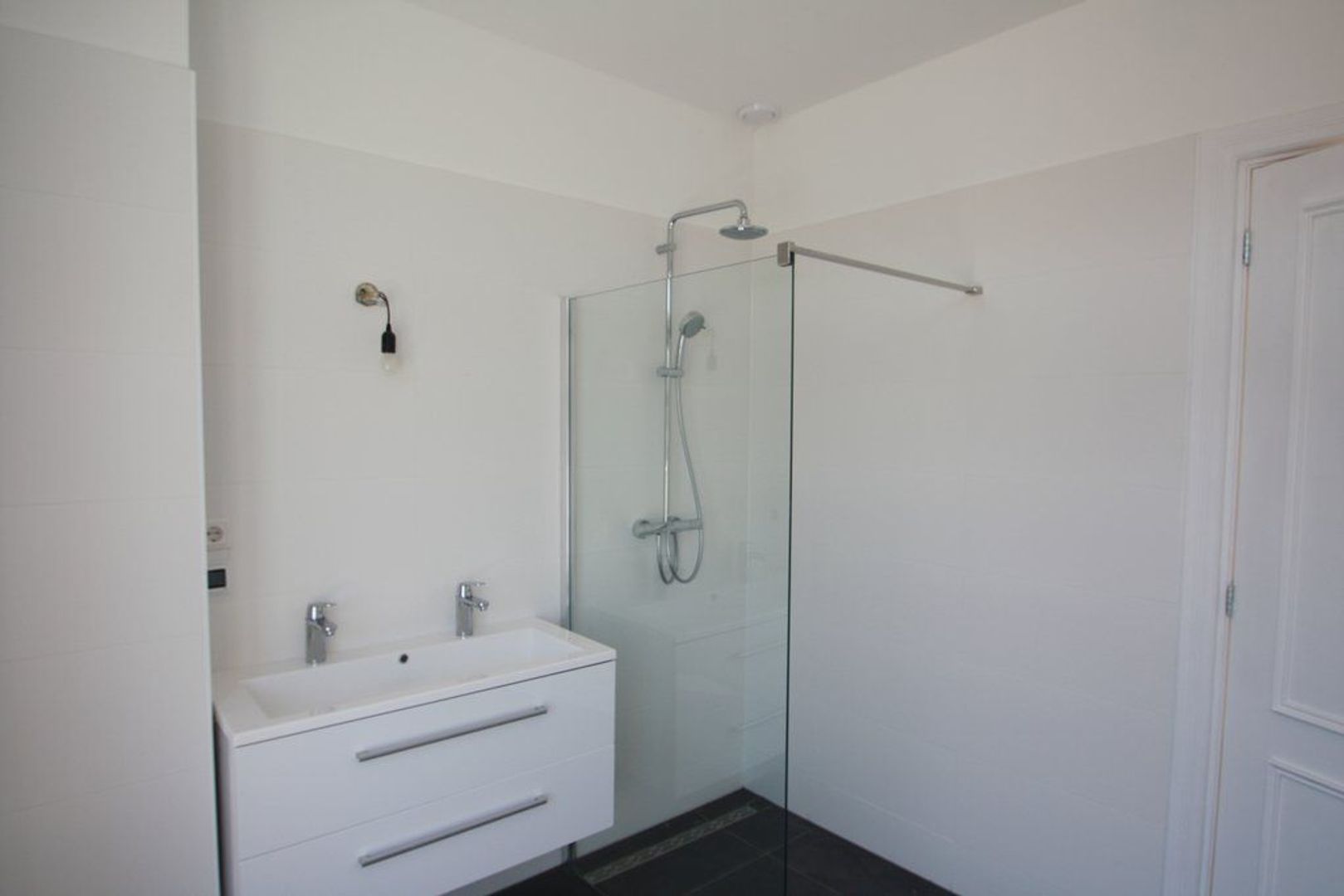 Frederik Hendriklaan 36 .