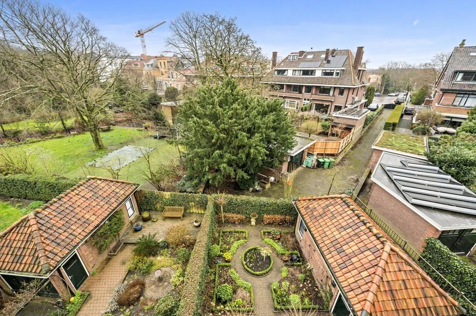 Prof. P. S. Gerbrandyweg 19