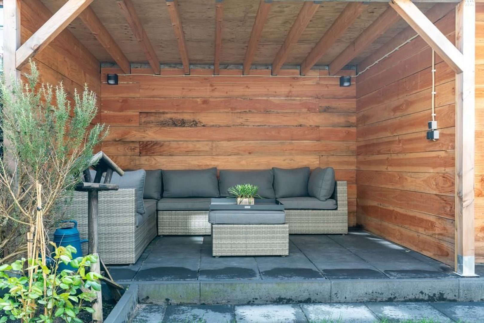 Van Nijenrodestraat 17