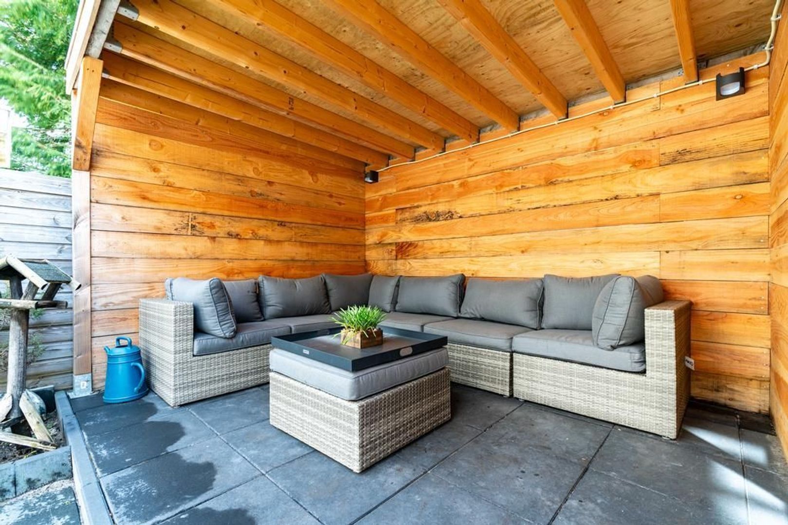 Van Nijenrodestraat 17