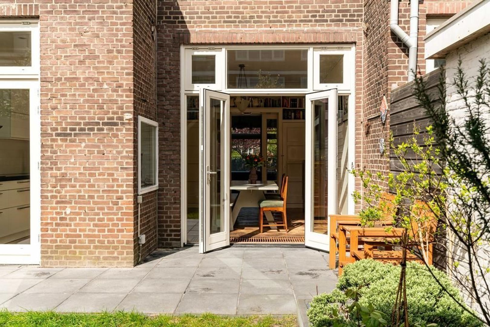 Van Nijenrodestraat 17