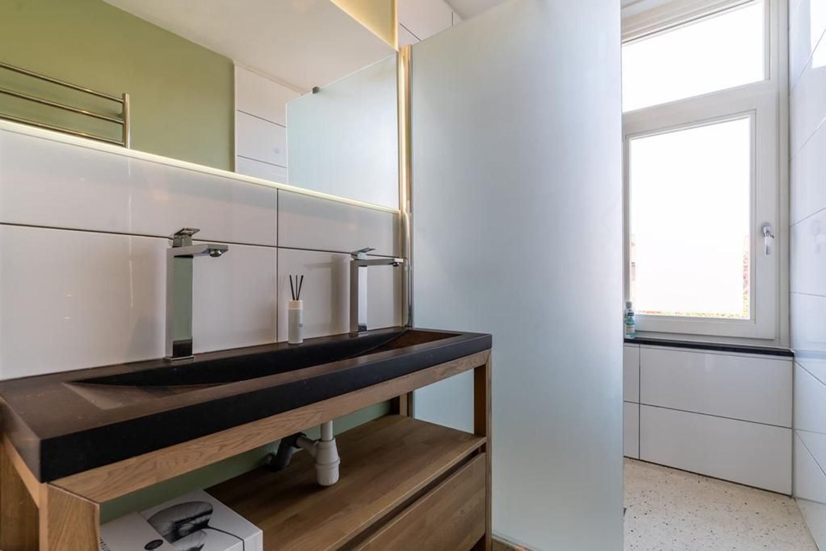 Van Nijenrodestraat 17