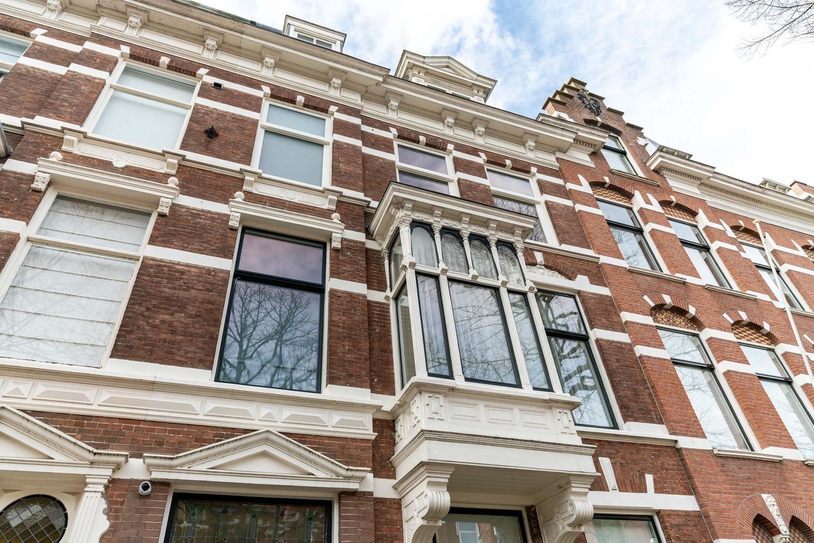 Jan van Nassaustraat 50 .