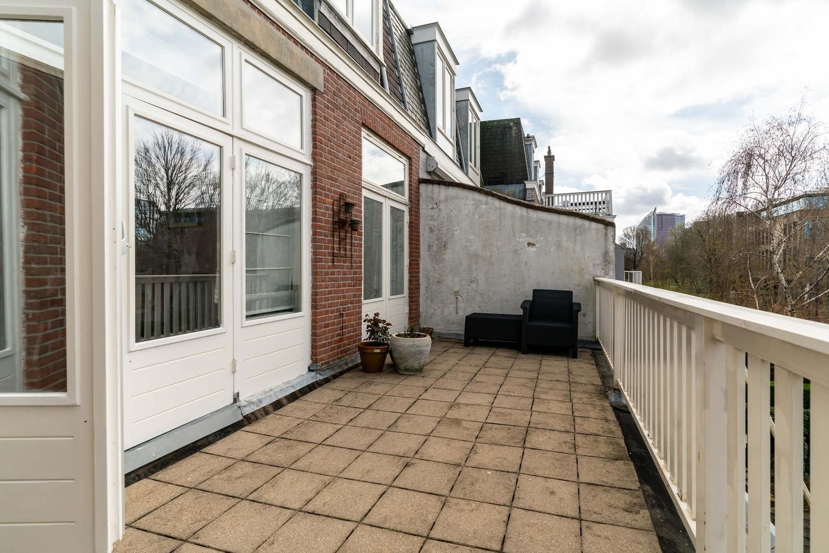 Jan van Nassaustraat 50 .