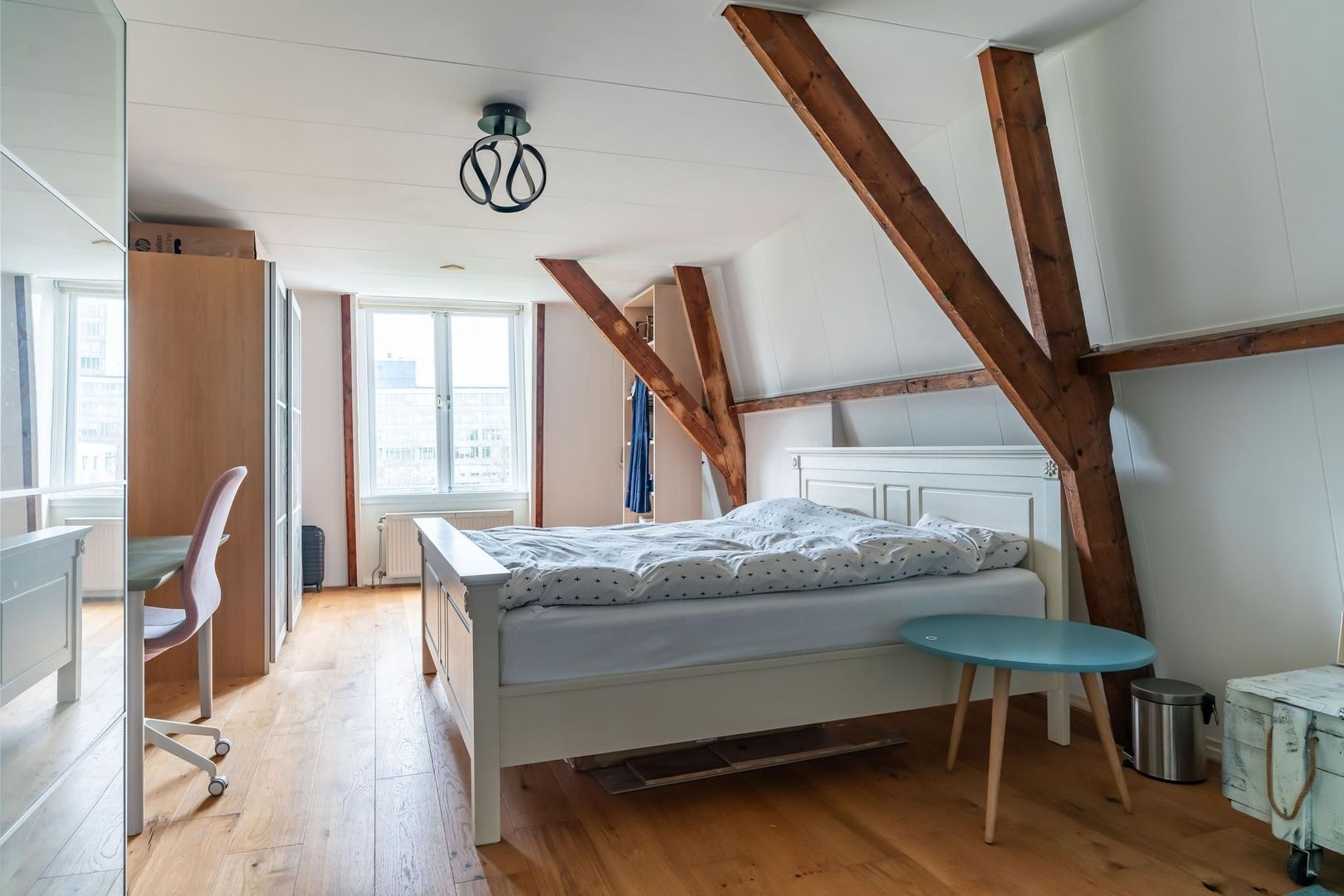 Jan van Nassaustraat 50 .