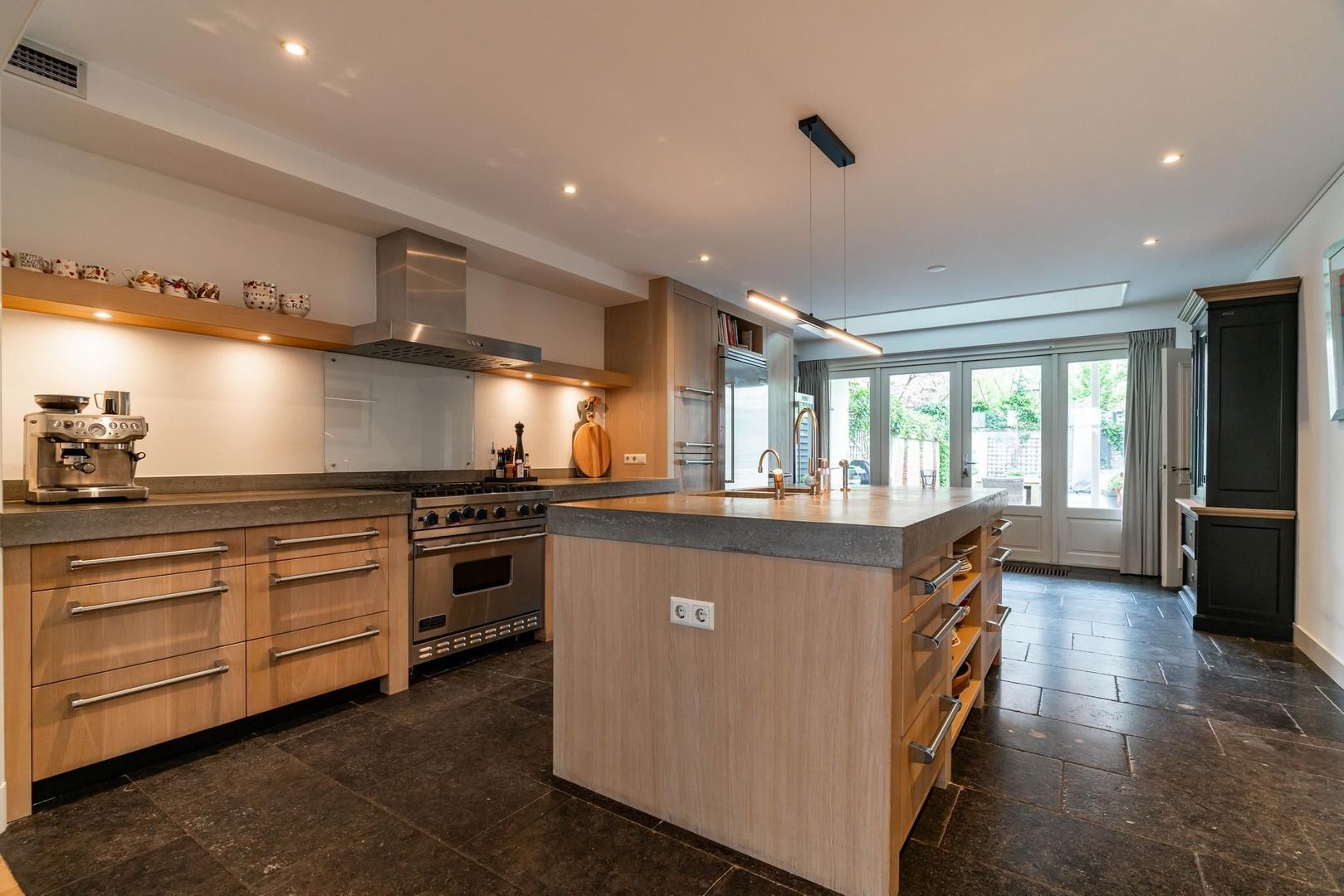 Laan Copes van Cattenburch 76