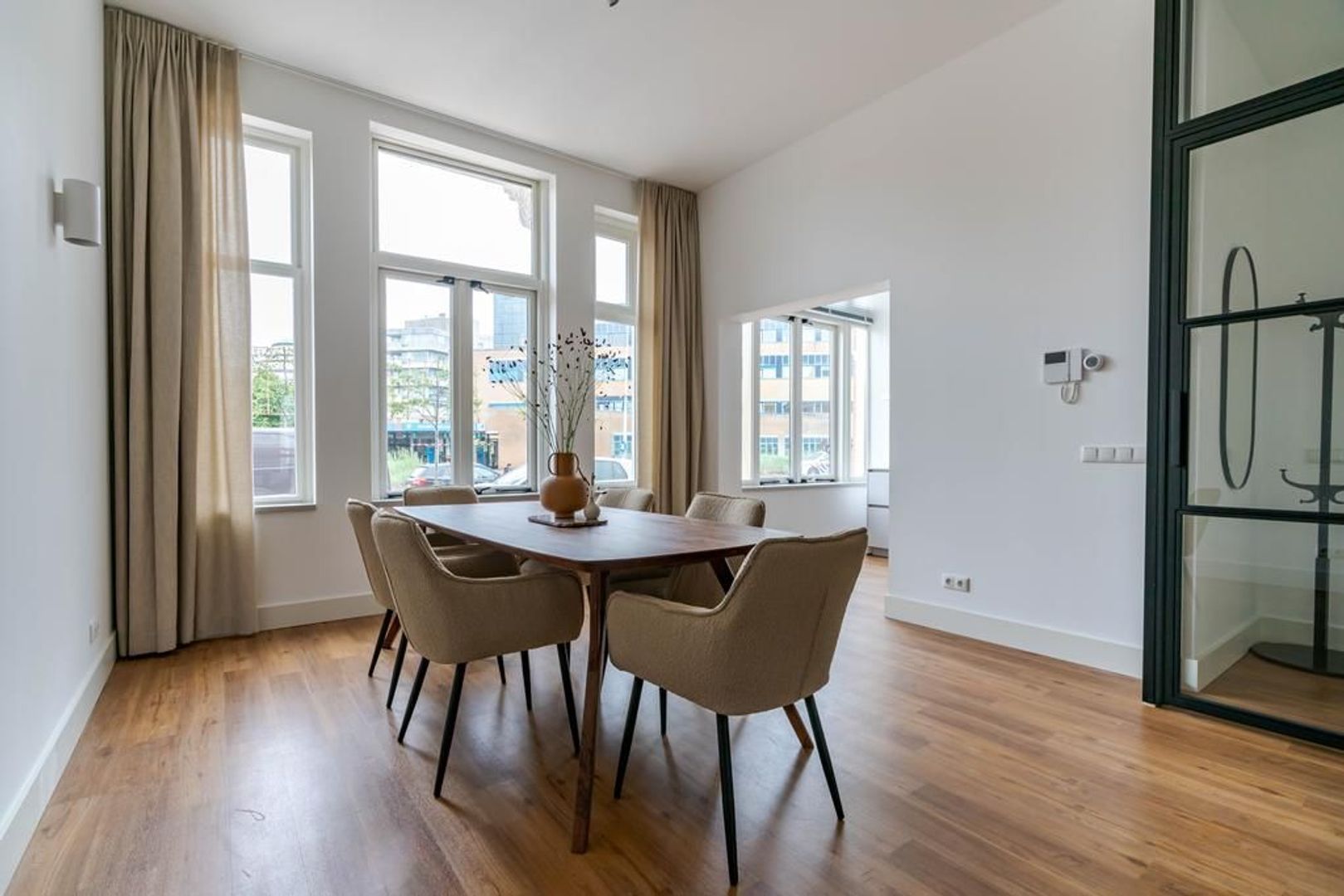 Nieuwe Parklaan 193 .