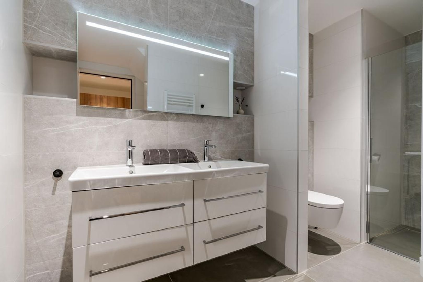 Nieuwe Parklaan 193 .