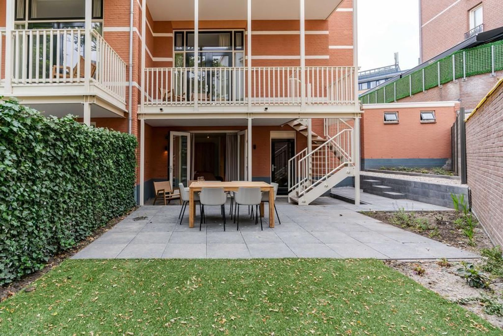 Nieuwe Parklaan 193 .