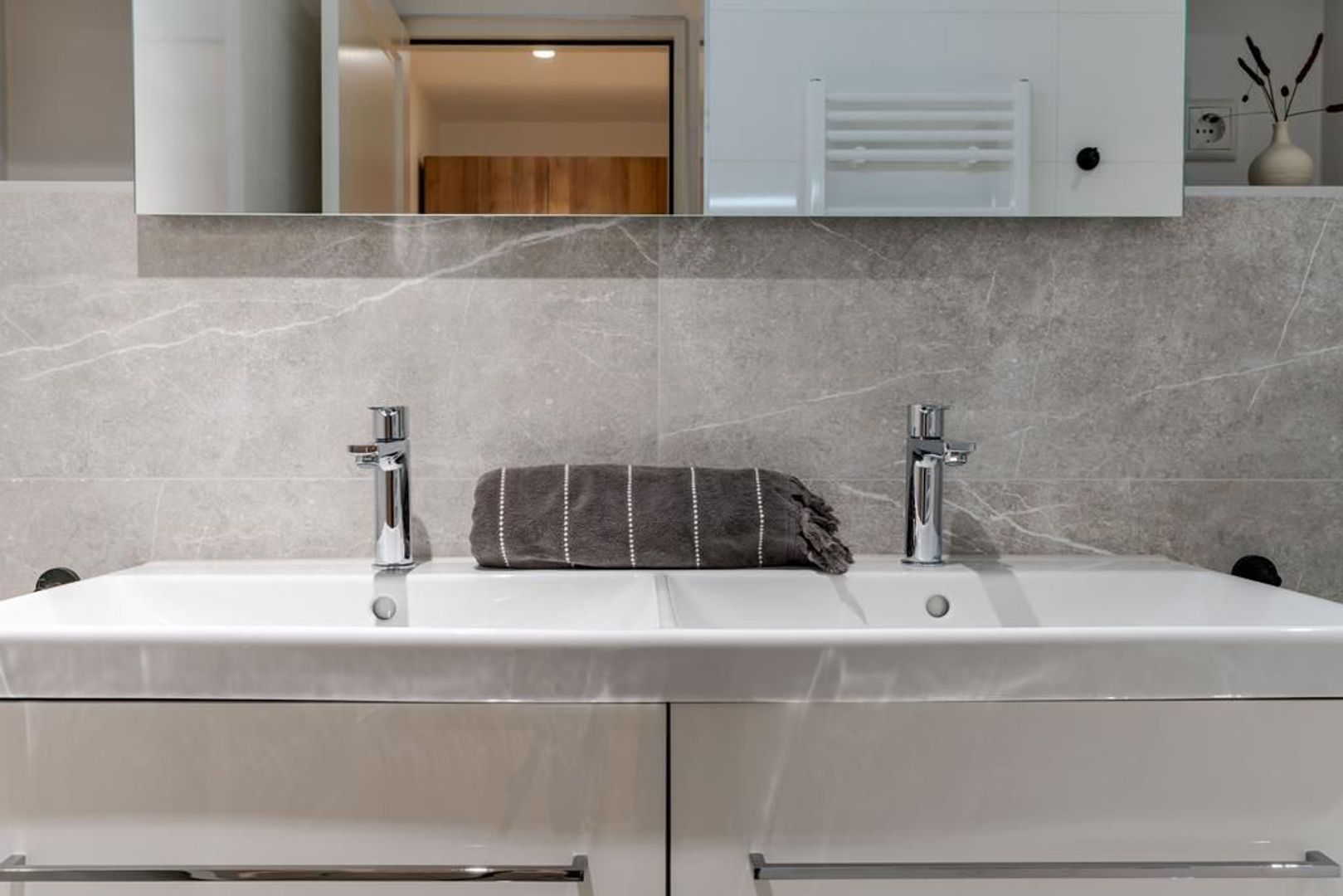 Nieuwe Parklaan 193 .