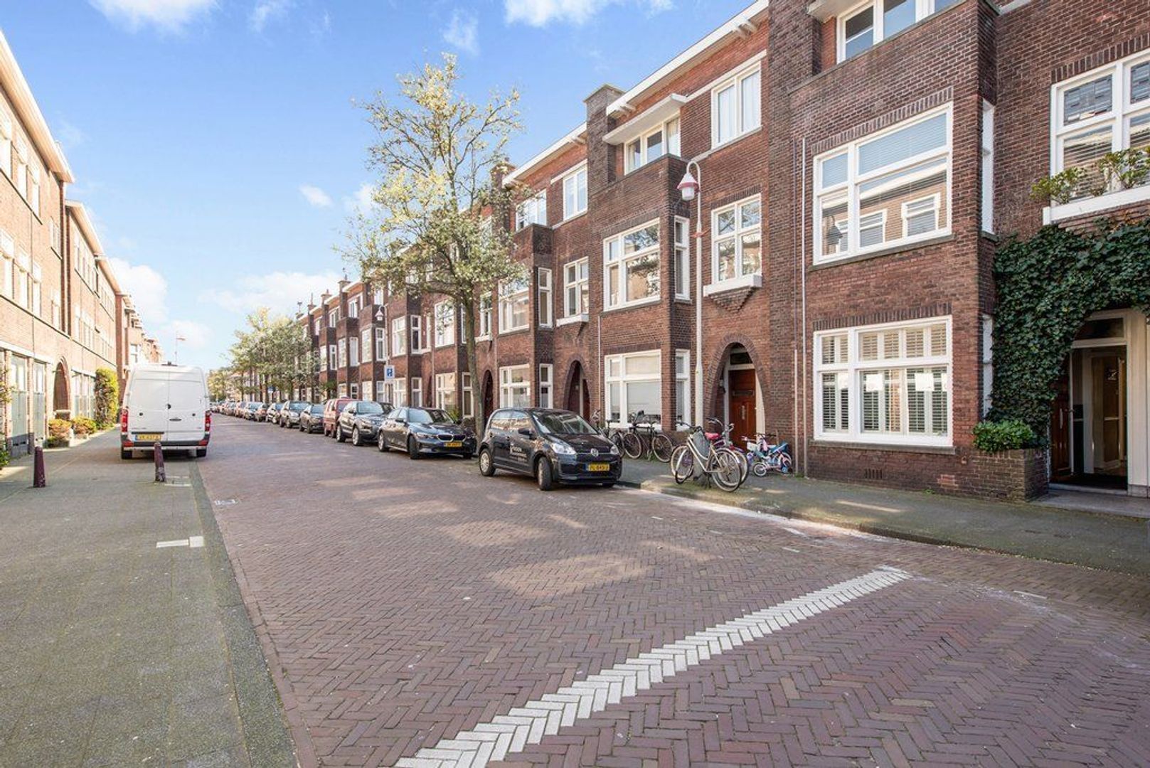 Weissenbruchstraat 147 .