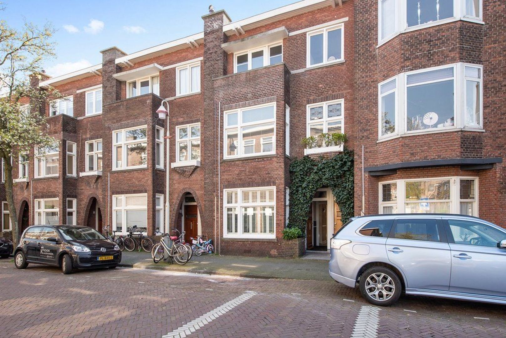 Weissenbruchstraat 147 .