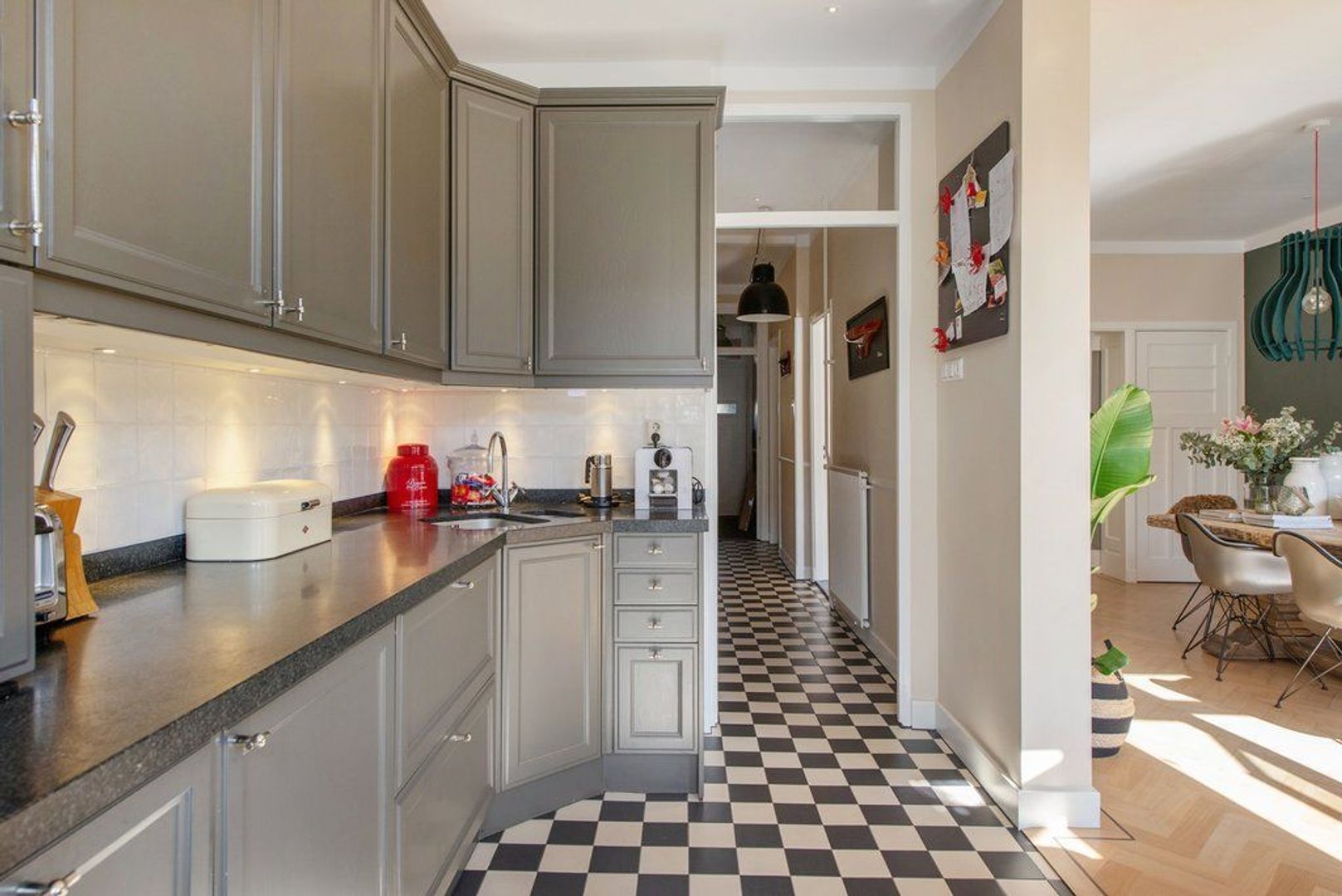 Weissenbruchstraat 147 .