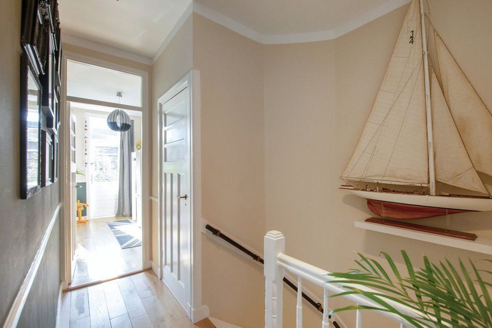 Weissenbruchstraat 147 .