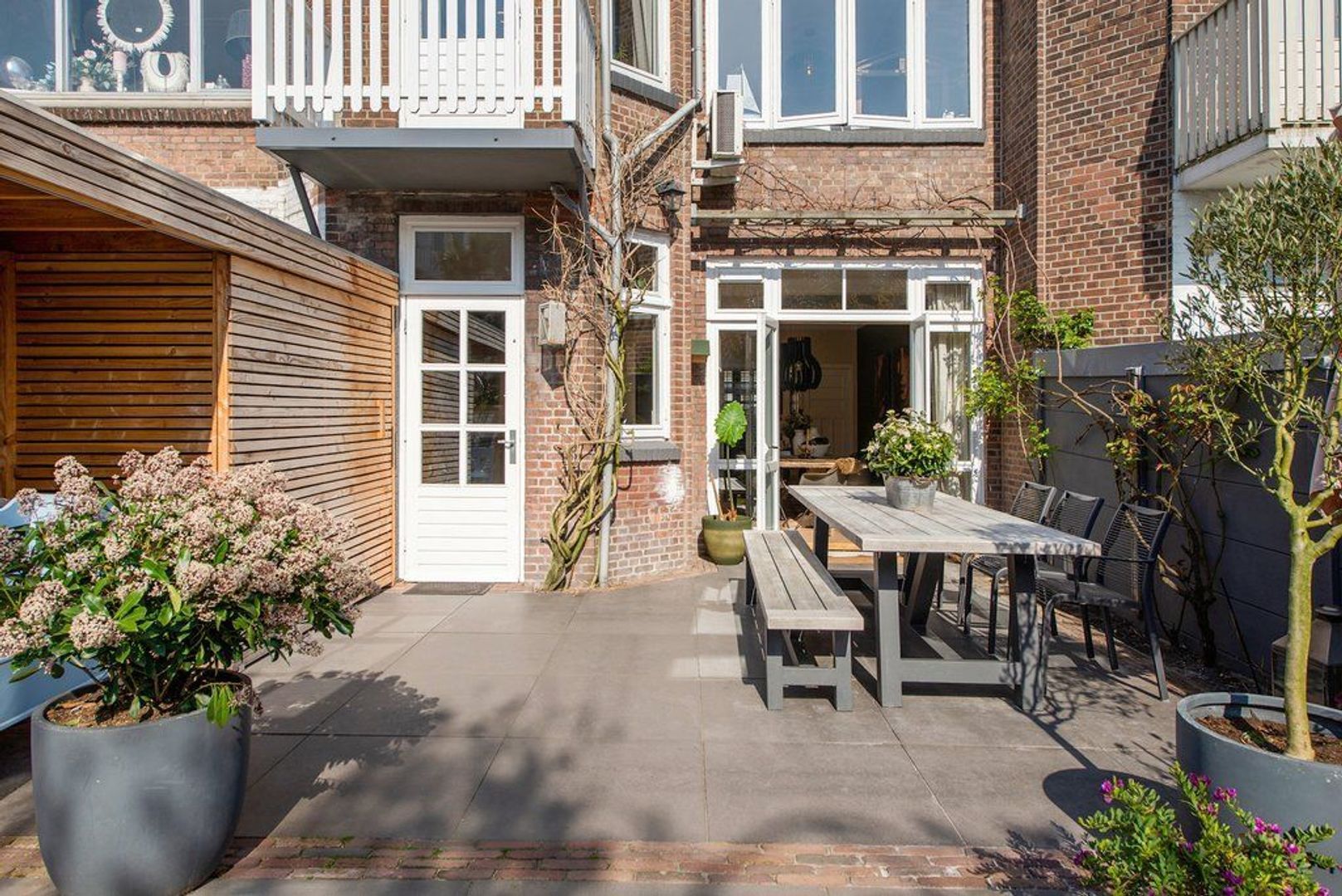 Weissenbruchstraat 147 .