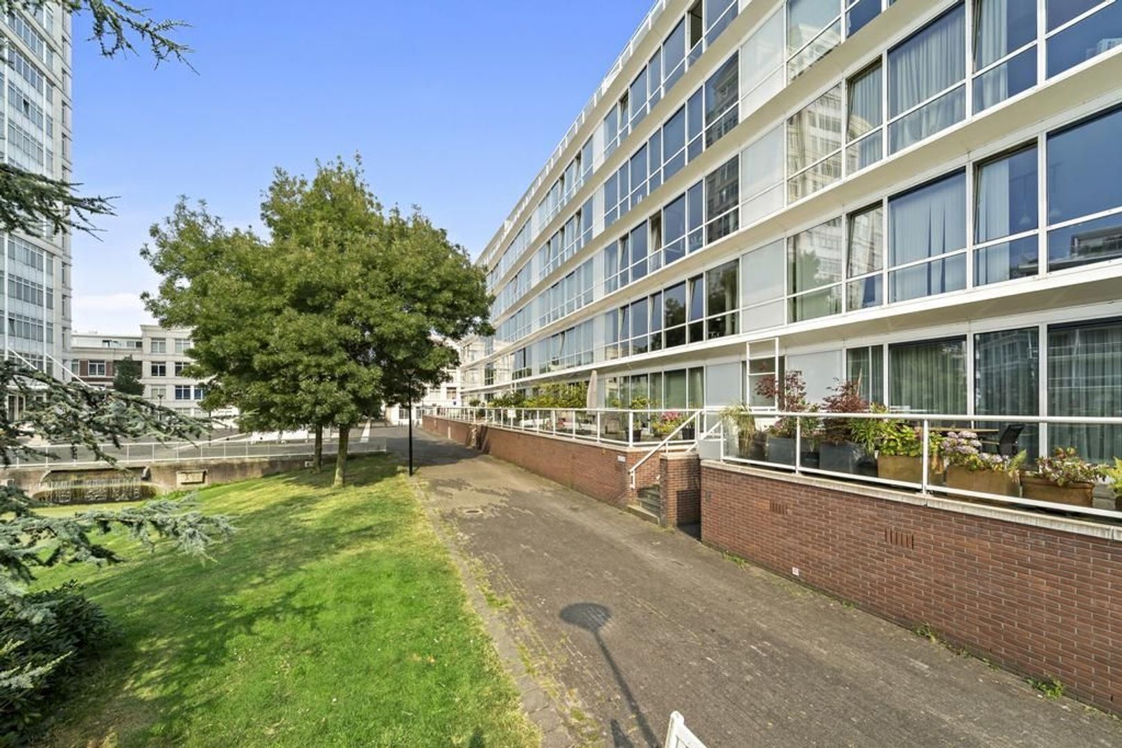 Burgemeester De Monchyplein 66