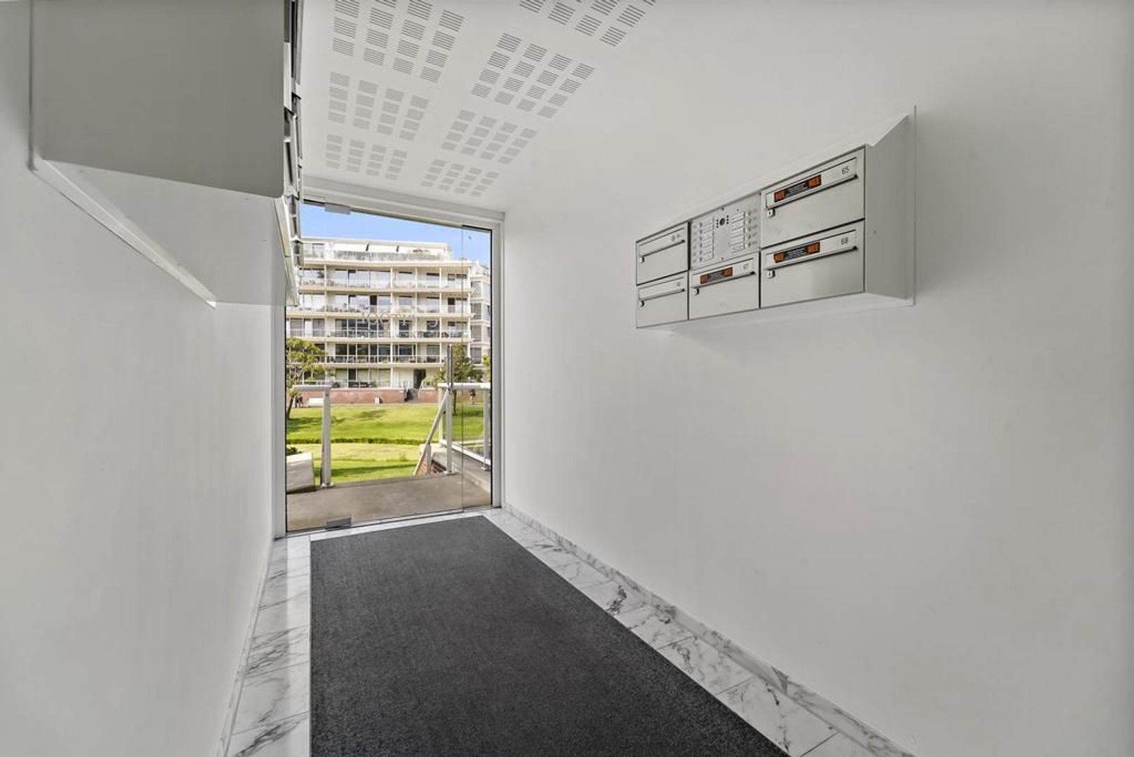 Burgemeester De Monchyplein 66