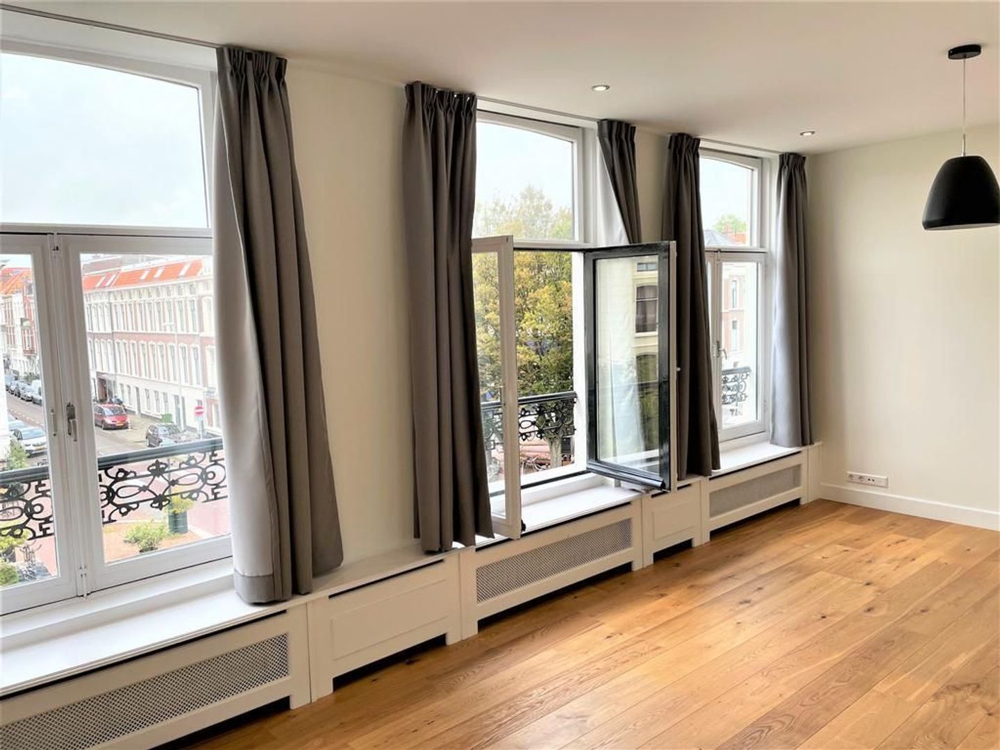 Anna Paulownaplein 7 A