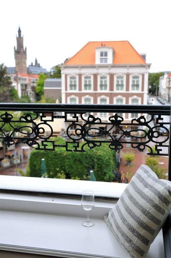 Anna Paulownaplein 7 A