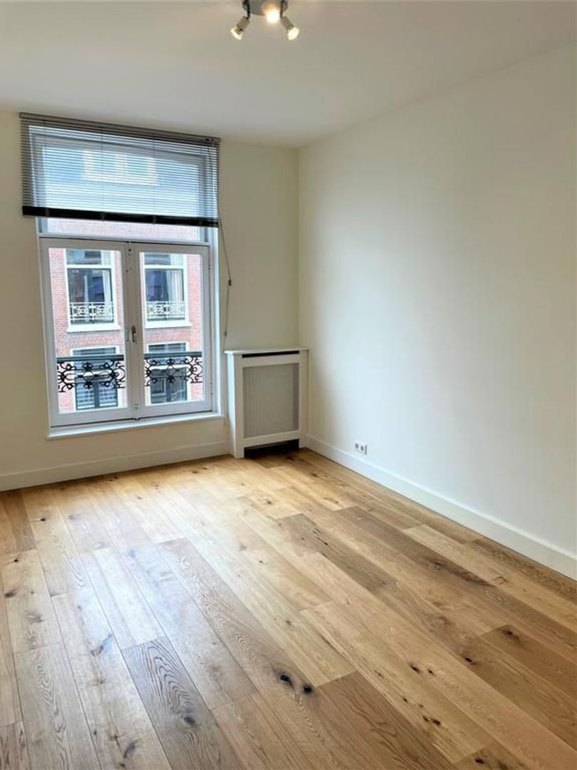 Anna Paulownaplein 7 A