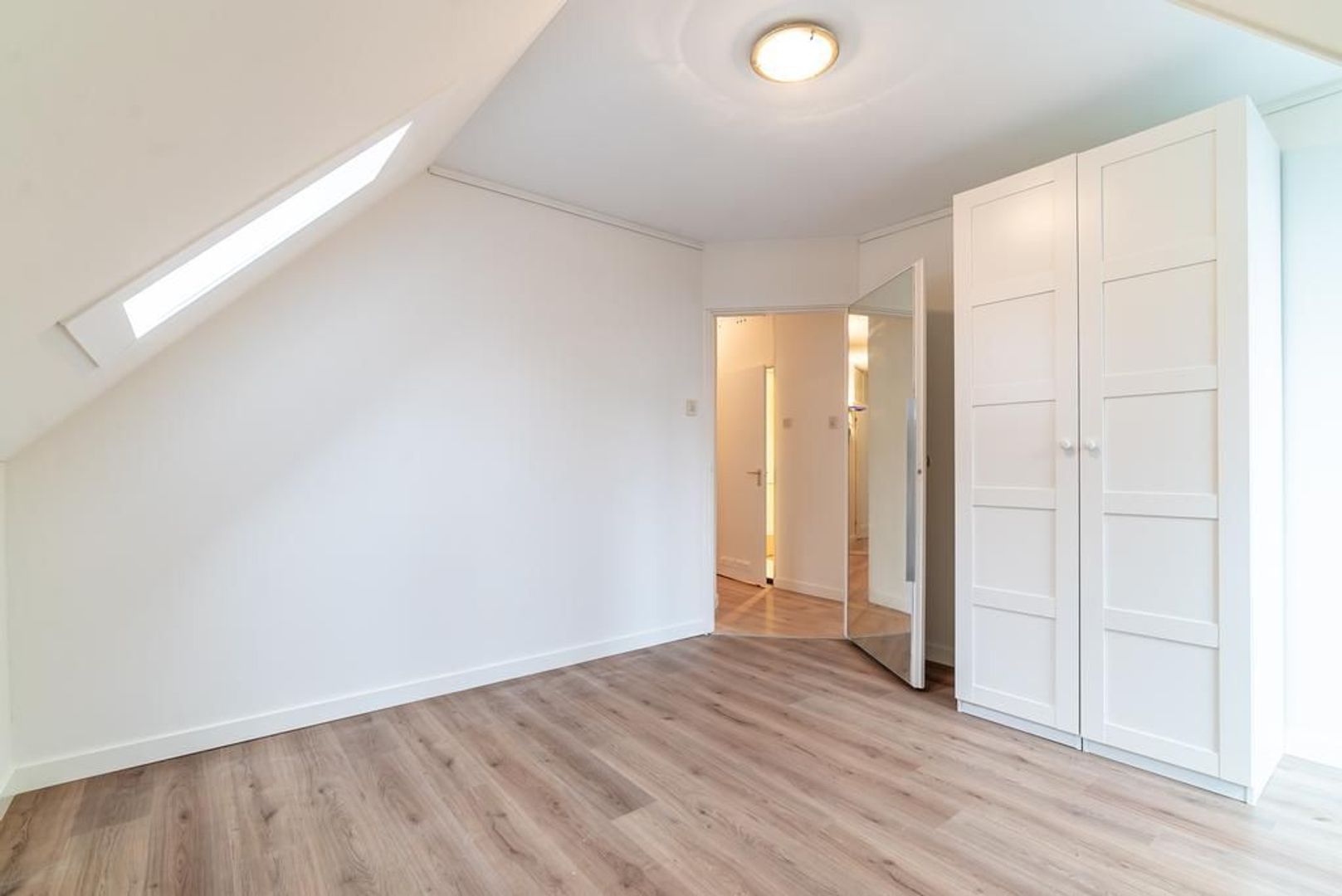 Johan van Oldenbarneveltlaan 33 F