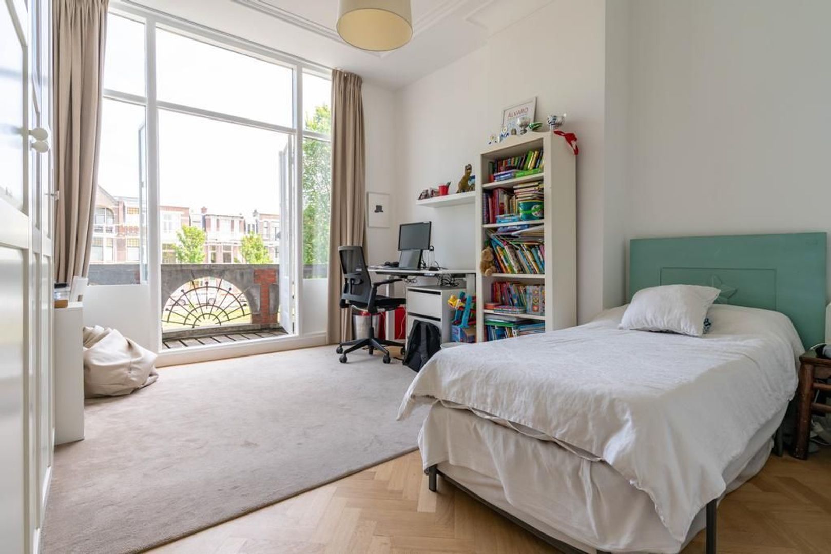 Van Boetzelaerlaan 48