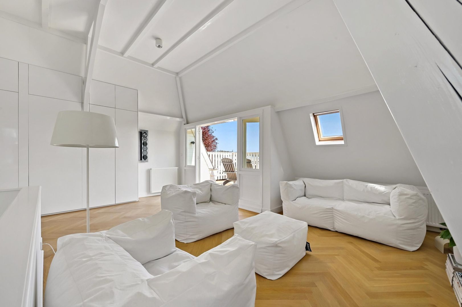 Waldeck Pyrmontkade 932