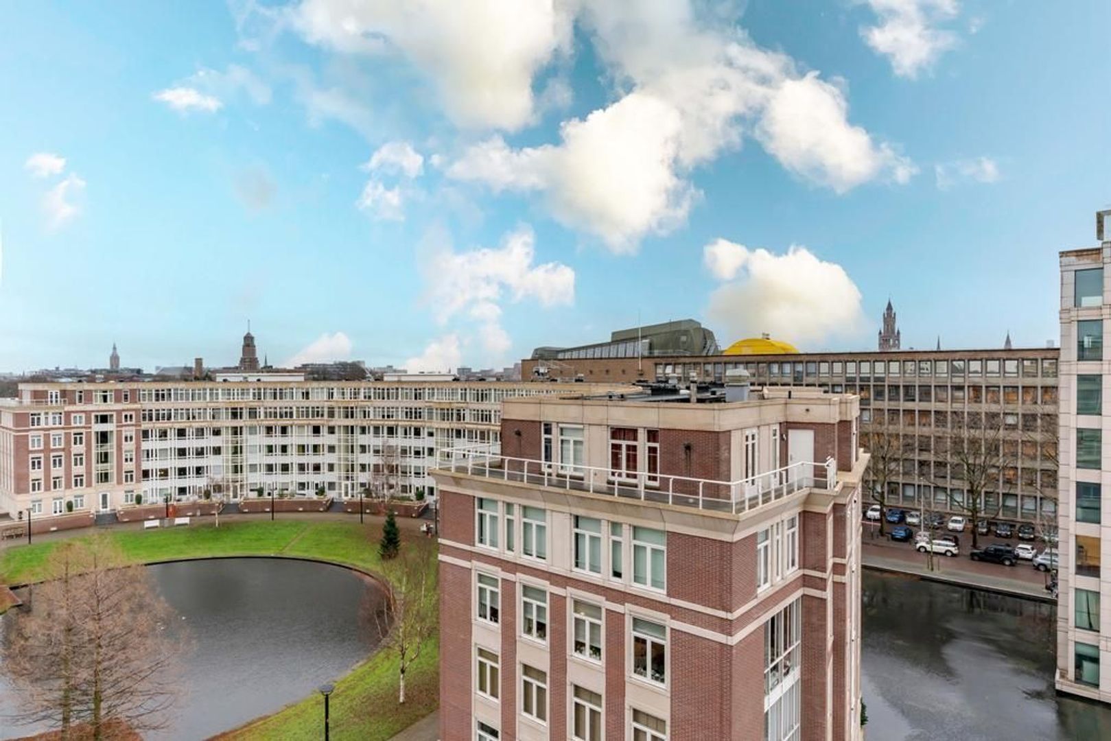 Burgemeester De Monchyplein 227