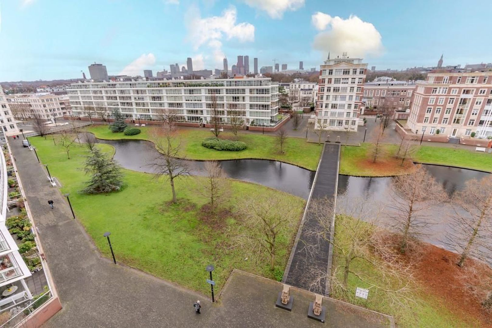 Burgemeester De Monchyplein 227