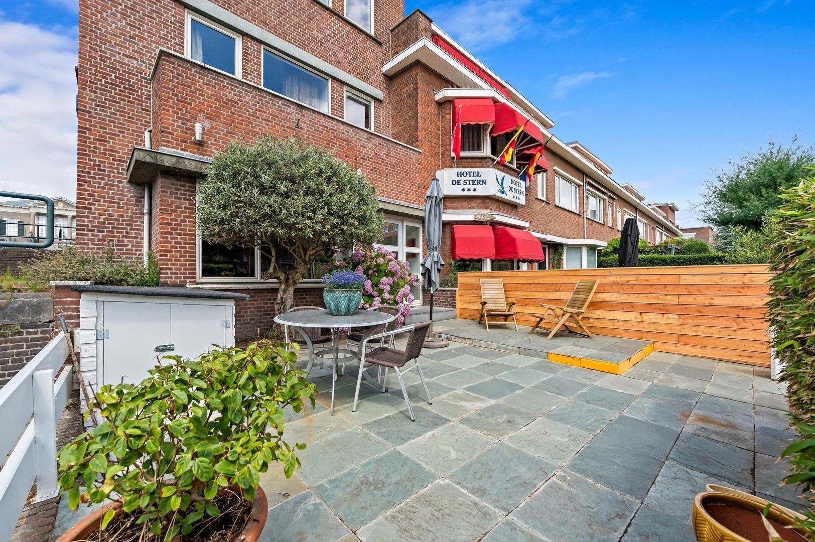 Gevers Deynootweg 66