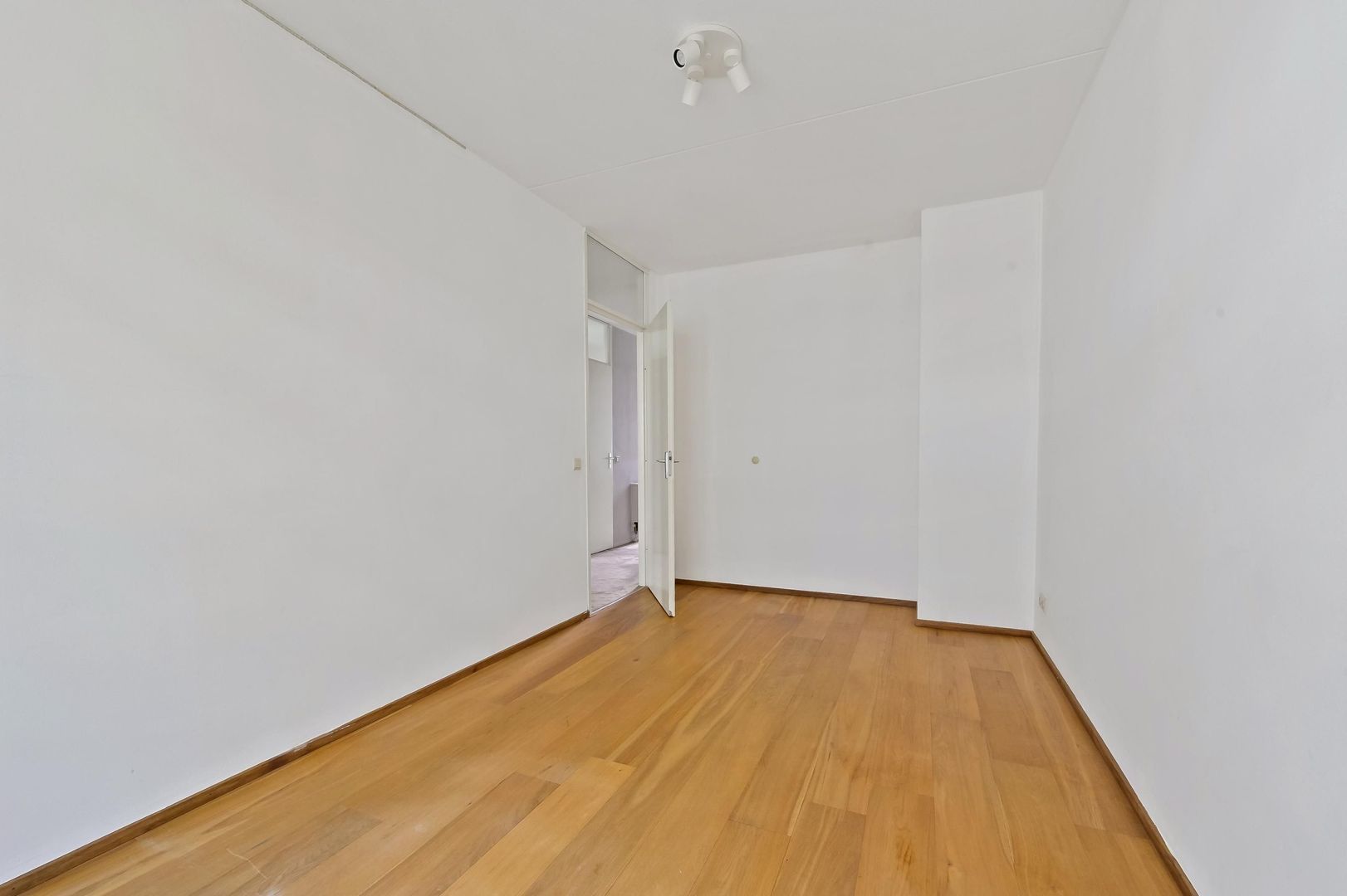 Burgemeester Marijnenlaan 102