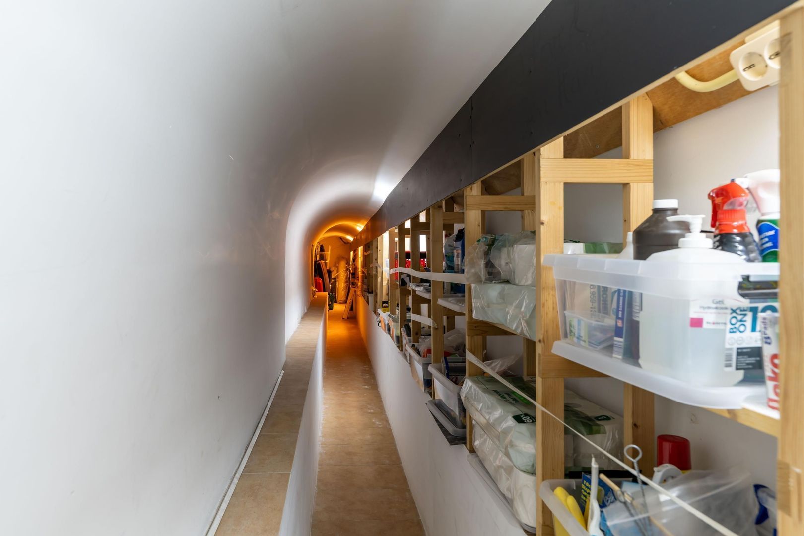 Nassau Ouwerkerkstraat 8