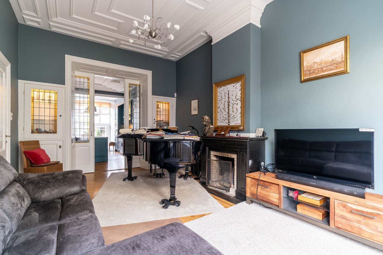 Nassau Ouwerkerkstraat 8