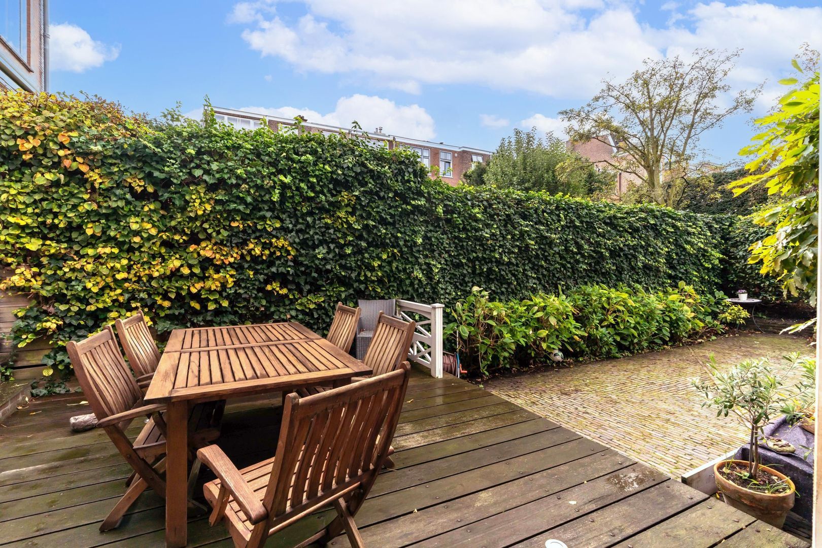 Nassau Ouwerkerkstraat 8