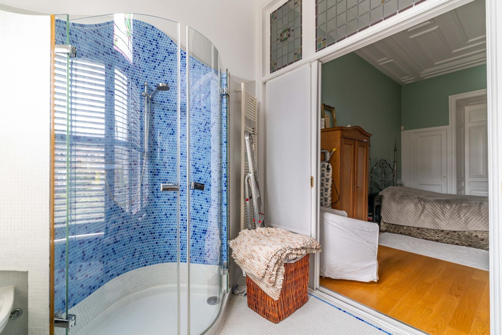 Nassau Ouwerkerkstraat 8