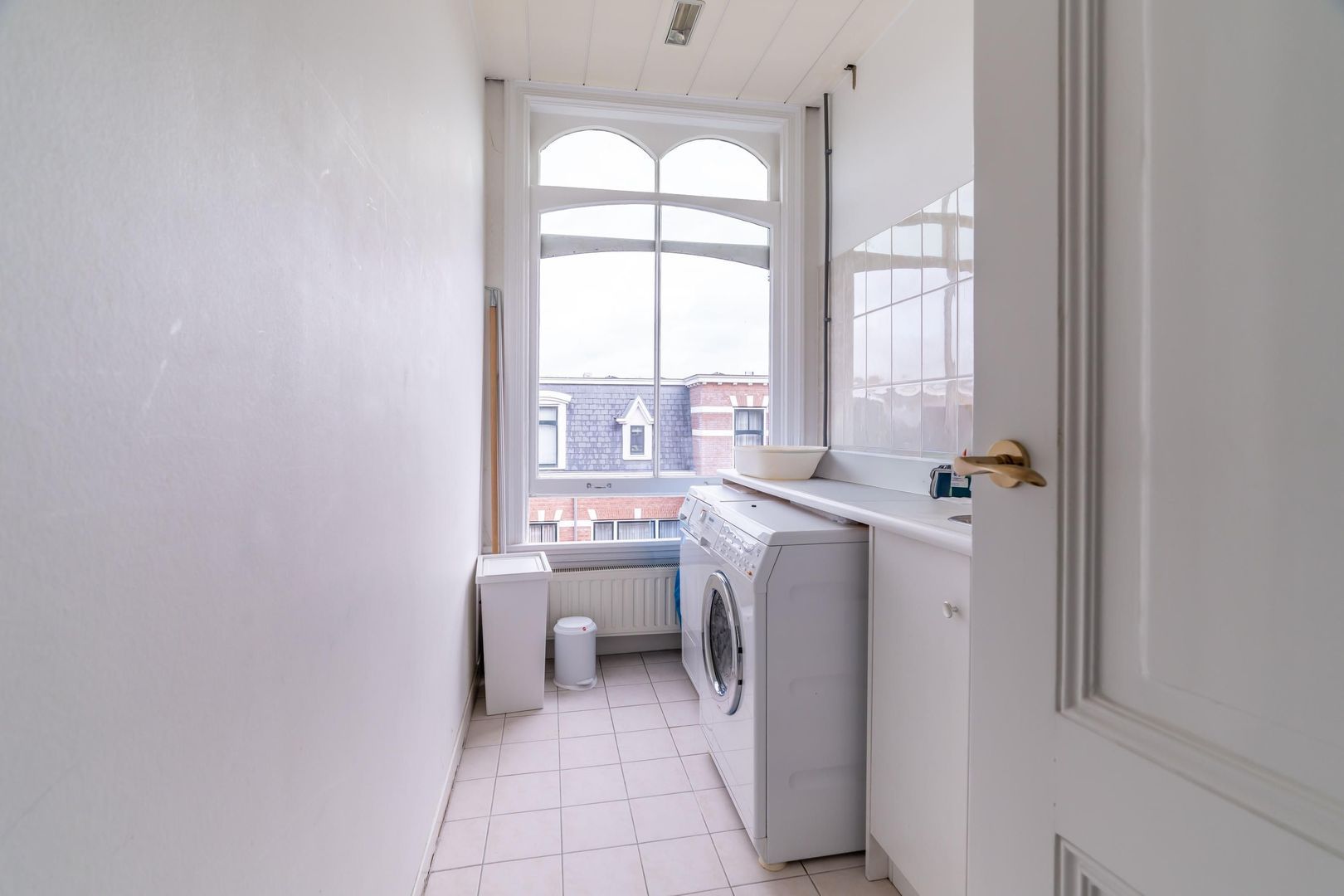 Nassau Ouwerkerkstraat 8