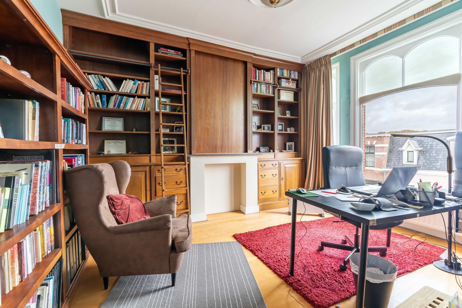 Nassau Ouwerkerkstraat 8