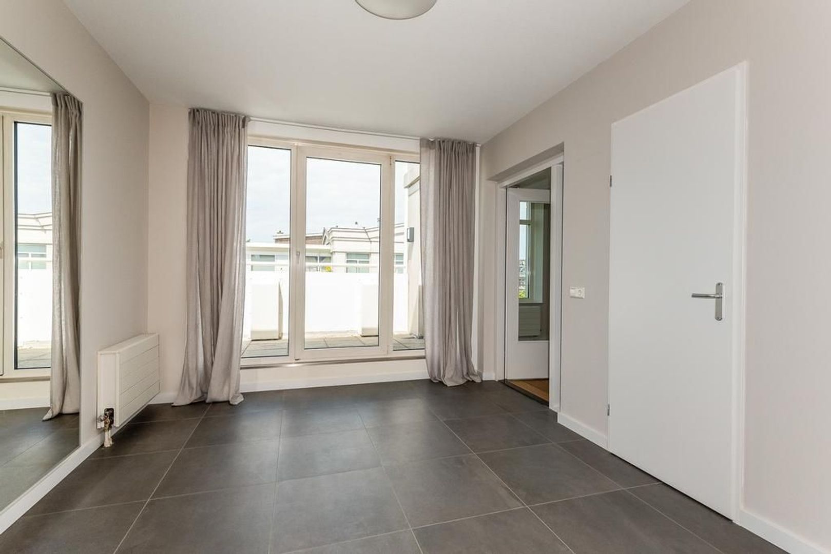 Burgemeester De Monchyplein 5