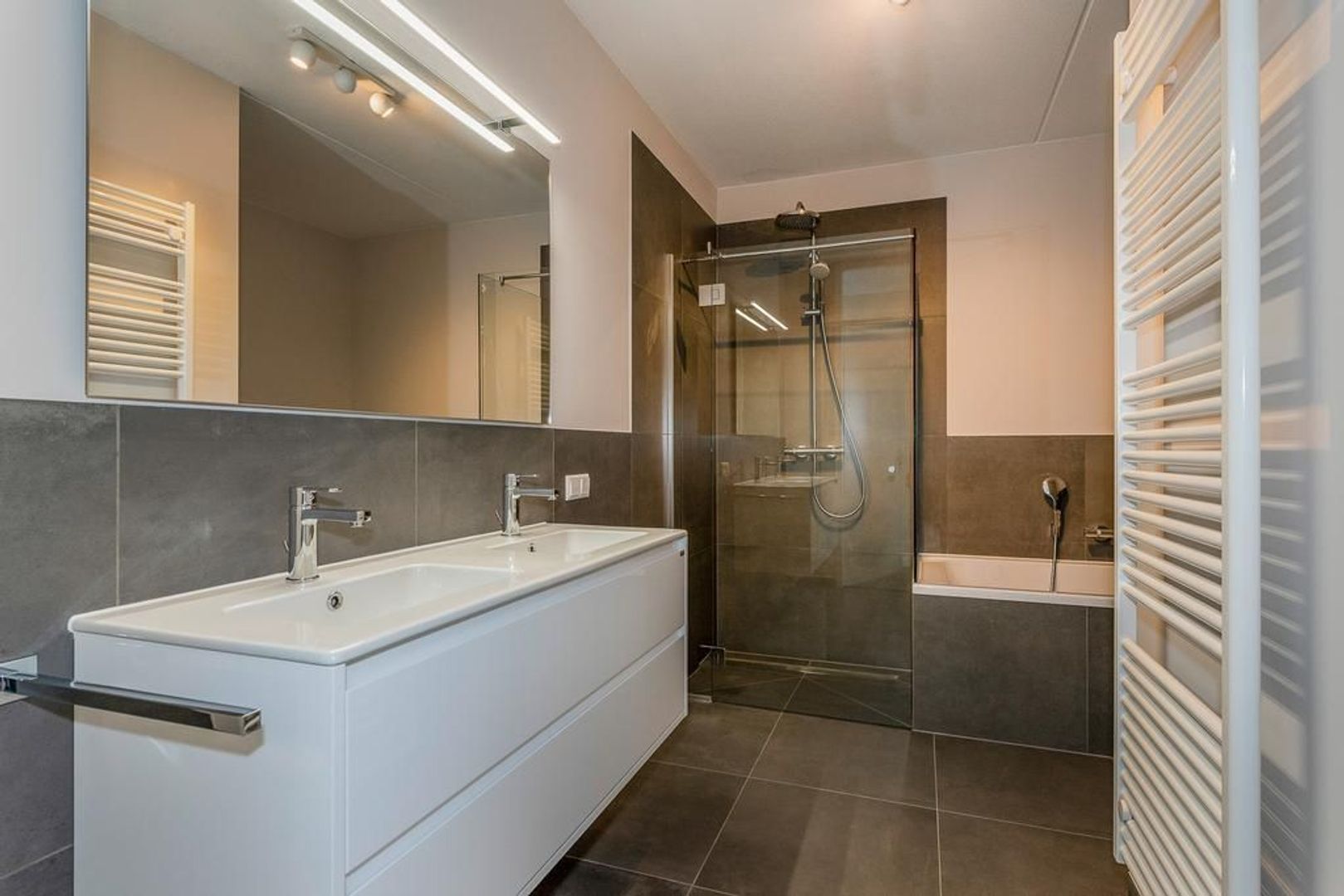 Burgemeester De Monchyplein 5