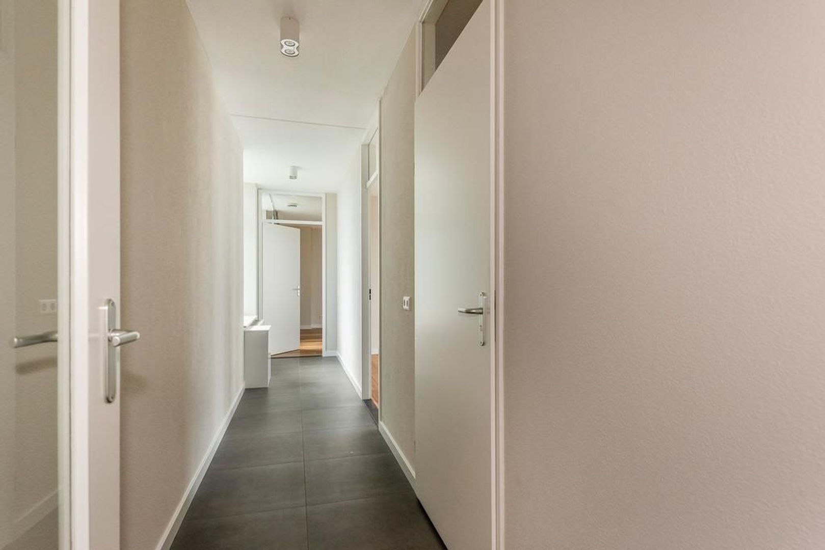 Burgemeester De Monchyplein 5